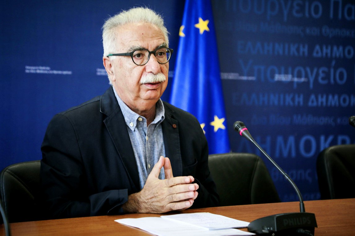 Γαβρόγλου: Νέο σύστημα εισαγωγής στα ΑΕΙ - Ελάφρυνση στον «εξεταστικό φόρτο»