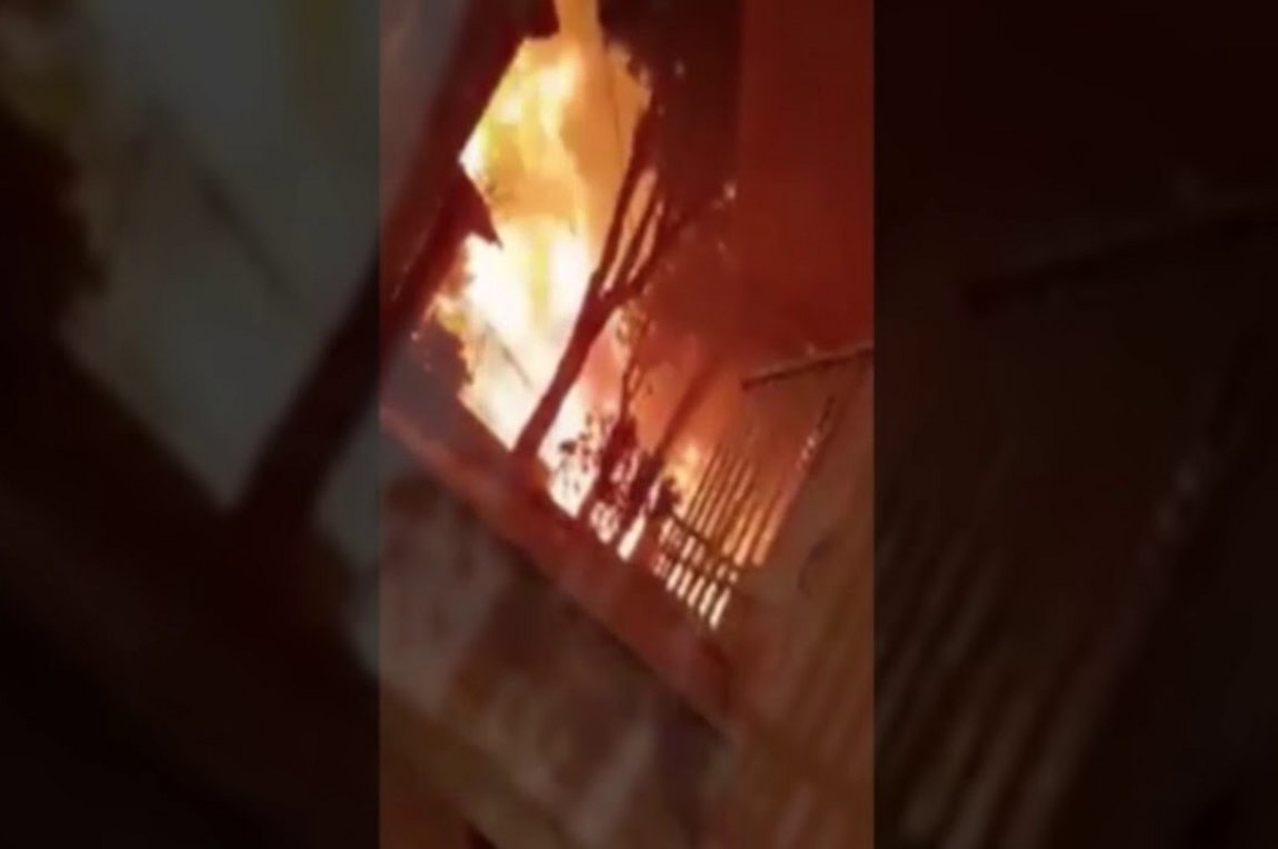 Συγκλονιστικές εικόνες διασωθέντα: «Εριξα πάνω μου ένα κουβά νερό και σώθηκα»