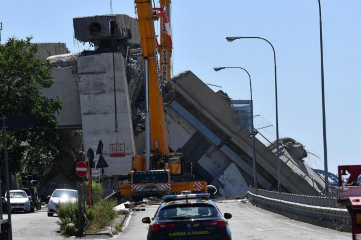 Τέσσερις Γάλλοι μεταξύ των νεκρών από την κατάρρευση γέφυρας σε αυτοκινητόδρομο στη Γένοβα
