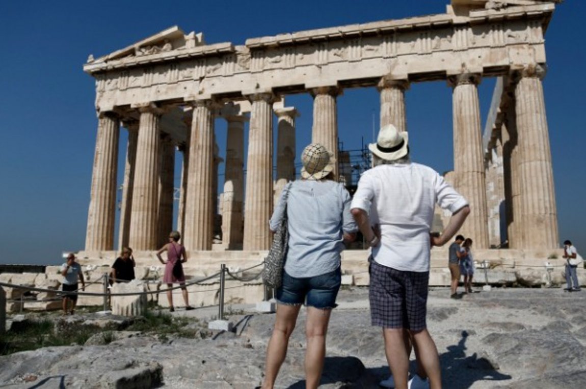 Αύξηση 22,3% σημείωσαν οι αφίξεις τουριστών τον Ιούνιο