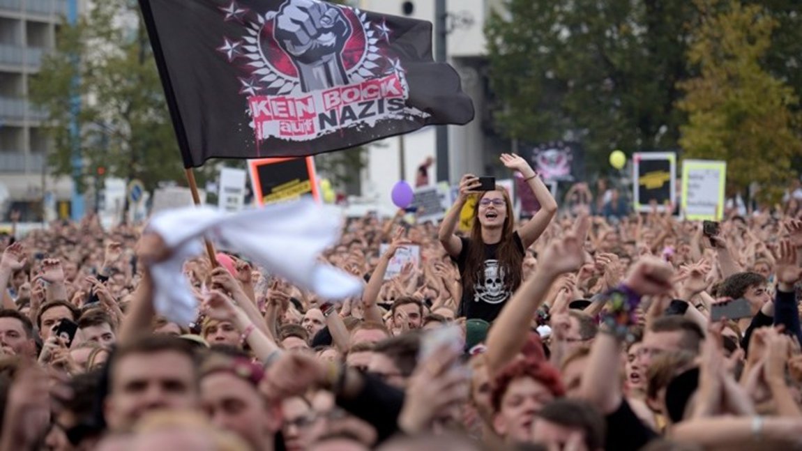Γερμανία: Περισσότεροι από 50.000 άνθρωποι στην συναυλία εναντίον της ακροδεξιάς