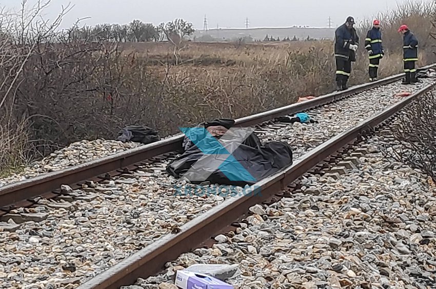 Φρίκη: Διαμελισμένα σώματα τεσσάρων ανθρώπων στη σιδηροδρομική γραμμή Αλεξανδρούπολης - Κομοτηνής (ΦΩΤΟ + ΒΙΝΤΕΟ)