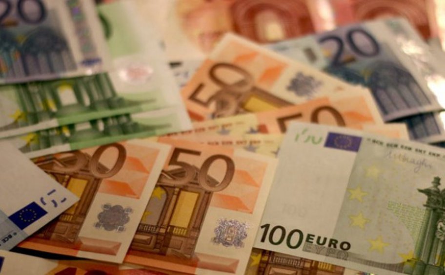 Τράπεζα της Ελλάδος: Αυξήθηκαν οι καταθέσεις, μειώθηκαν τα δάνεια τον Αύγουστο