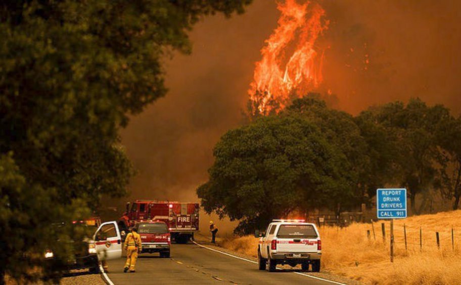 Καλιφόρνια: Δασική πυρκαγιά έχει κάψει πάνω από 48.000 στρέμματα 