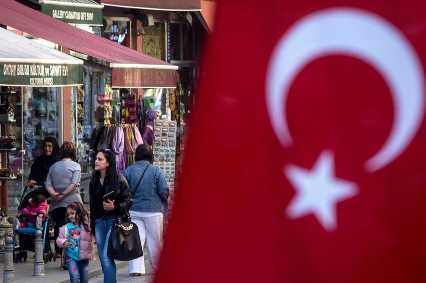 Ραγδαίες εξελίξεις στην Τουρκία: Διακοπή διαπραγμάτευσης για τις μετοχές τριών τραπεζών
