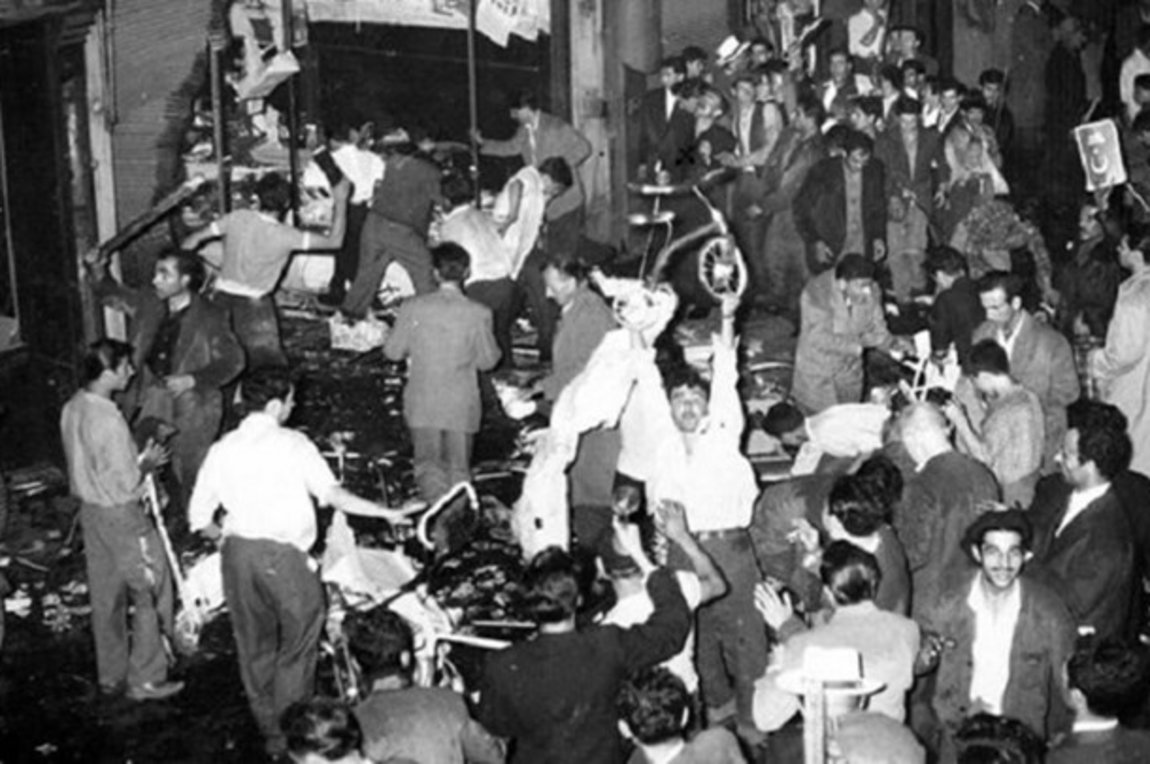 Σαν σήμερα το 1955 τα Σεπτεμβριανά στην Κωνσταντινούπολη