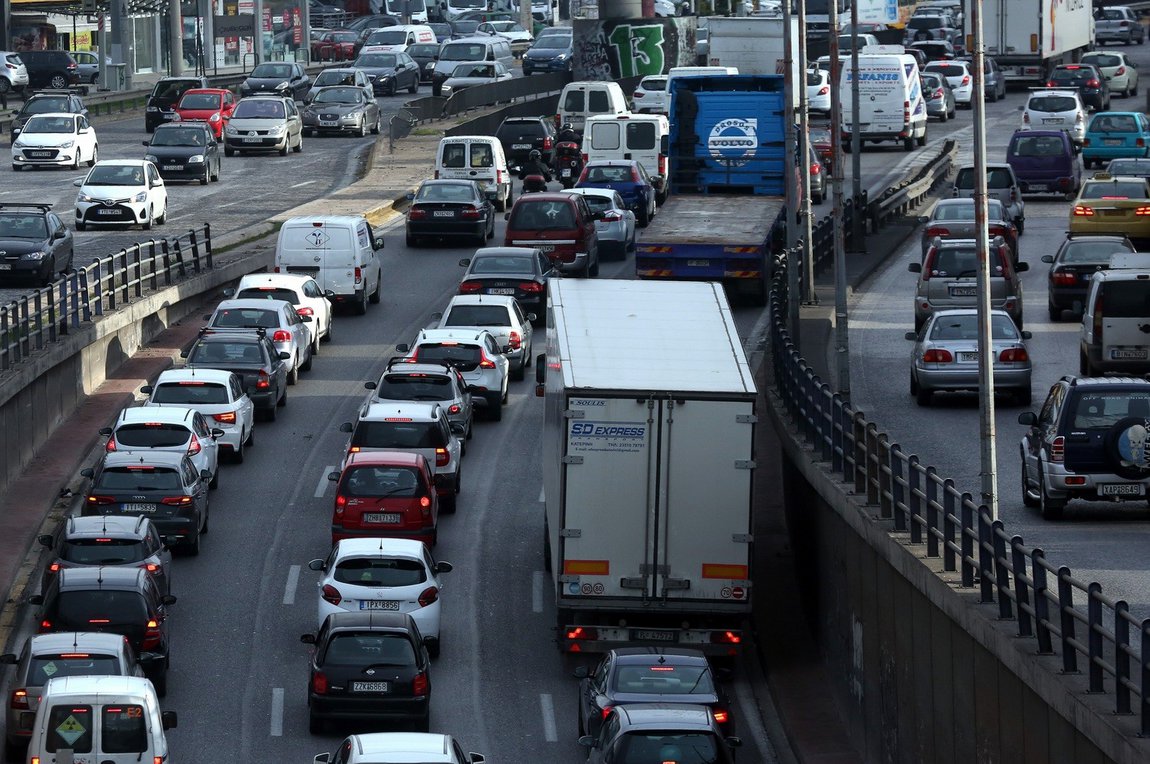 LIVE: Ποιοι δρόμοι έχουν μποτιλιάρισμα