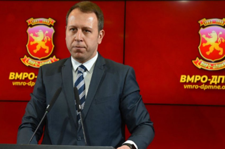 Δραματική νύχτα στα Σκόπια - VMRO: Αρένα εκβιασμών η Βουλή - Προσέφεραν 2 εκατ. σε βουλευτές