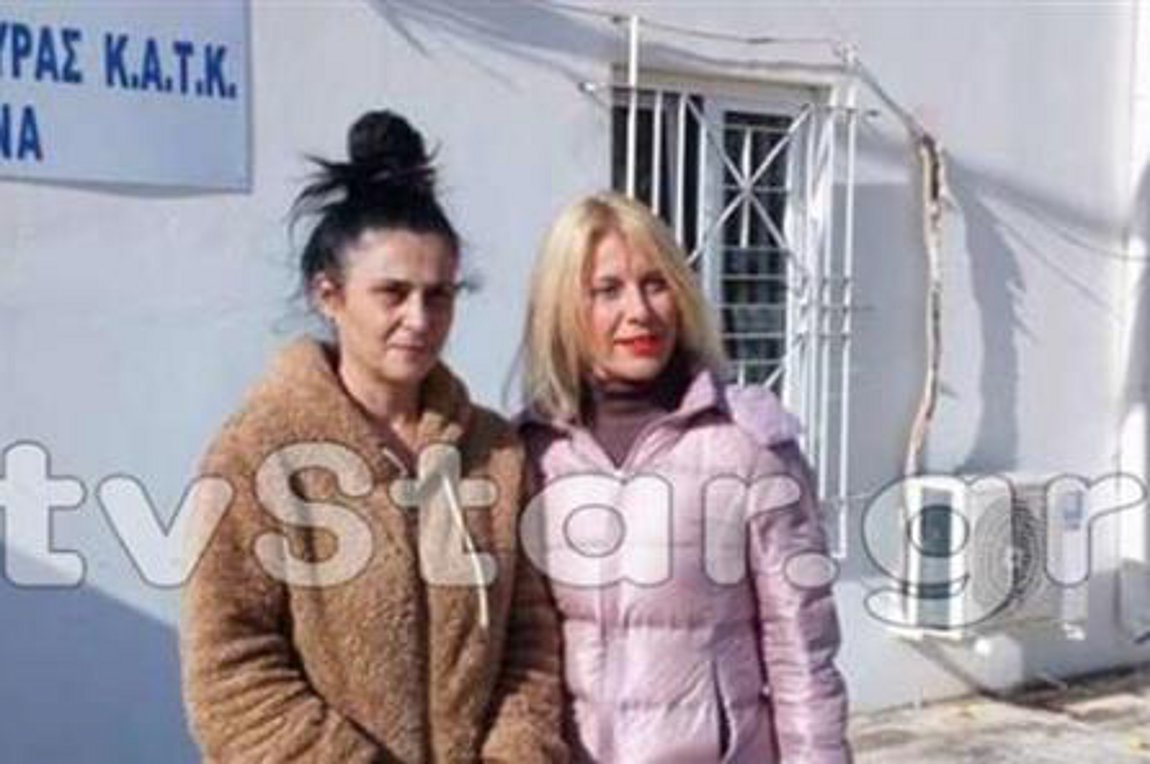 Οι πρώτες στιγμές της 53χρονης καθαρίστριας έξω από τη φυλακή