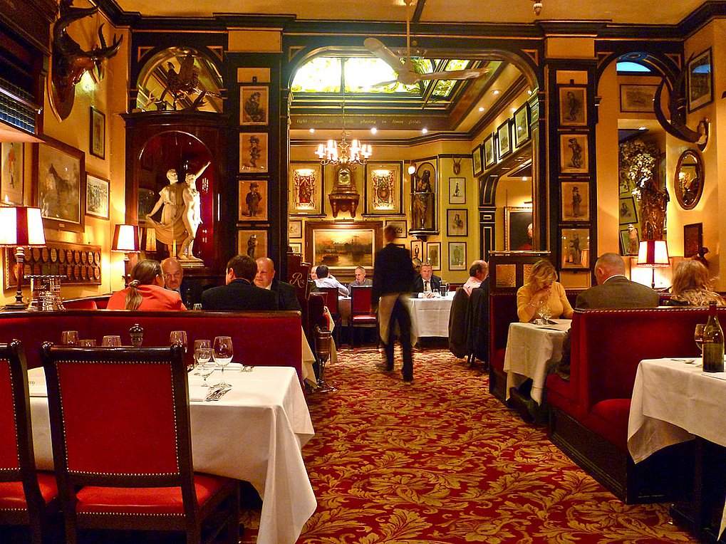 Αυξάνονται τα λουκέτα στα βρετανικά εστιατόρια