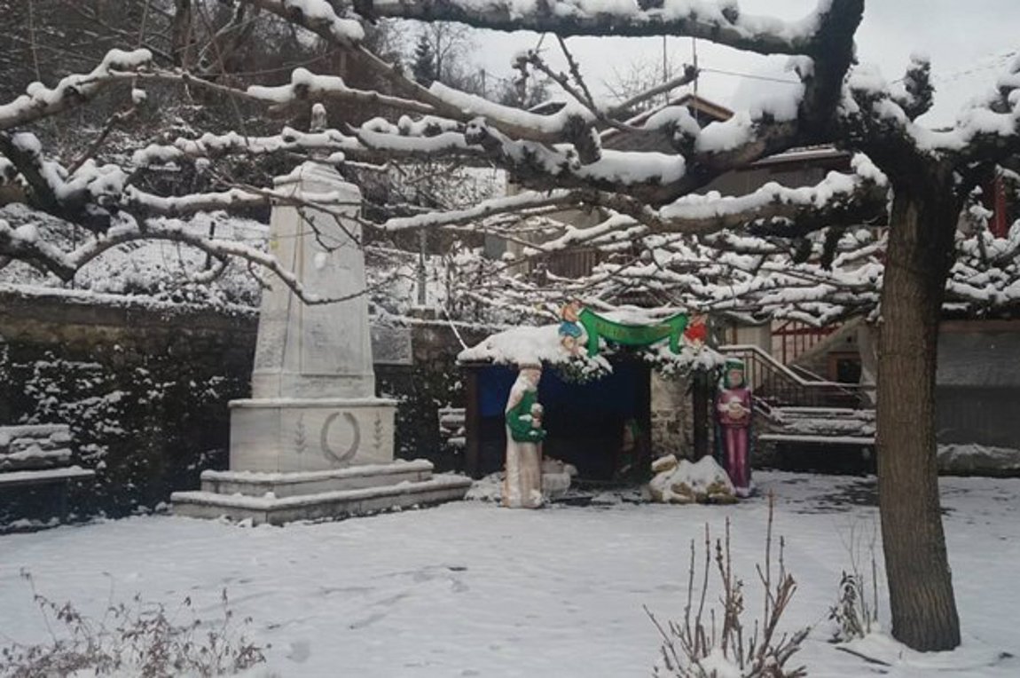 Λευκό τοπίο στην ορεινή Ναυπακτία