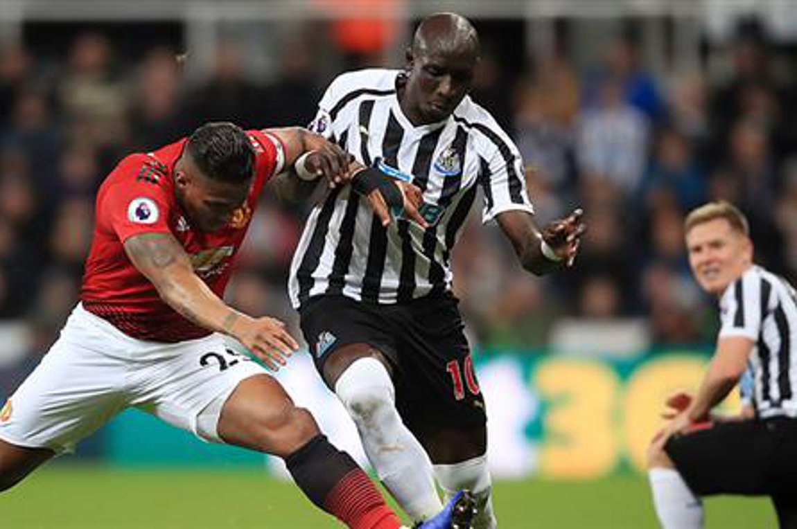 «Τρένο» με Σόλσκιερ η Γιουνάιτεντ – Νίκησε με 0-2 την Νιούκαστλ