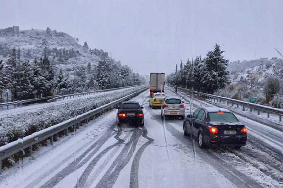 Αποκαταστάθηκε η κυκλοφορία φορτηγών στην εθνική οδό Αθηνών-Λαμίας