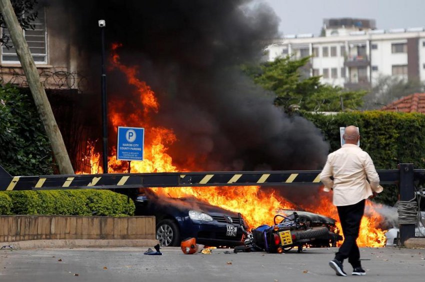 Κένυα: Τουλάχιστον 15 νεκροί από την εισβολή ενόπλων ισλαμιστών σε ξενοδοχείο - Εικόνες από την επίθεση - Νέα πυρά και εκρήξεις