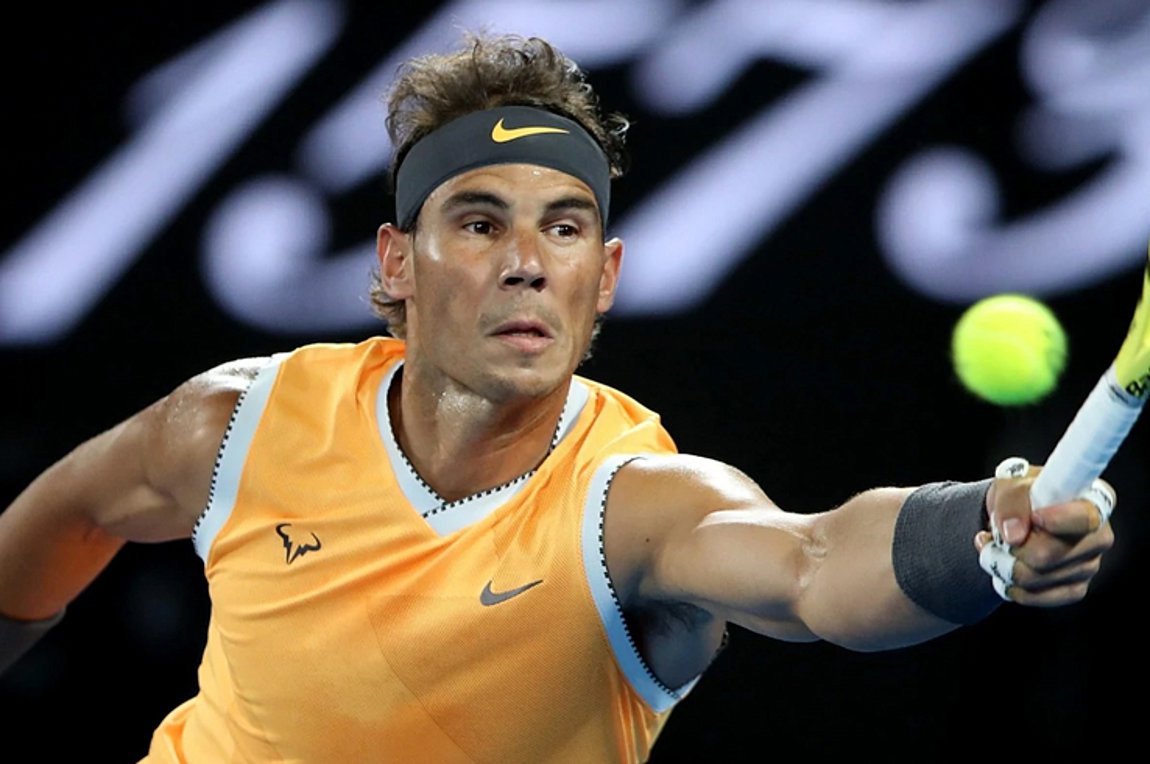 Ο Ναδάλ στον… δρόμο του Τσιτσιπά