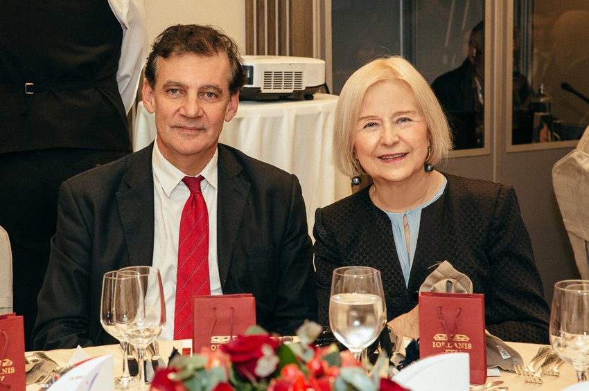 Σάνα Παπαδήμου, Αθανάσιος Δημόπουλος Σάνα Παπαδήμου, Αθανάσιος Δημόπουλος