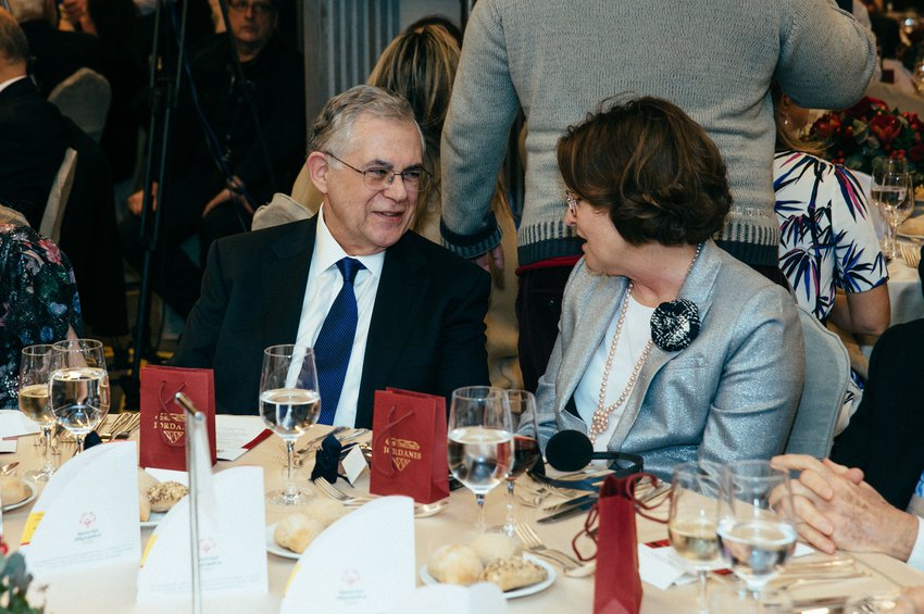 Mary Pyatt, Λουκάς Παπαδήμος Mary Pyatt, Λουκάς Παπαδήμος