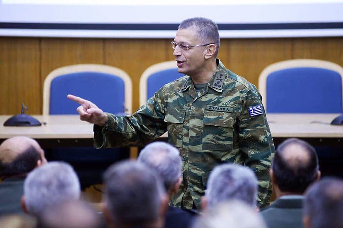 Το αποχαιρετιστήριο μήνυμα του τέως αρχηγού ΓΕΣ