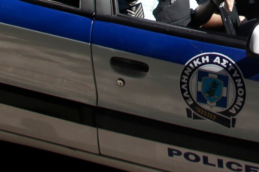 Συναγερμός στο Μοναστηράκι: Μαχαιρώθηκε άνδρας στον ΗΣΑΠ