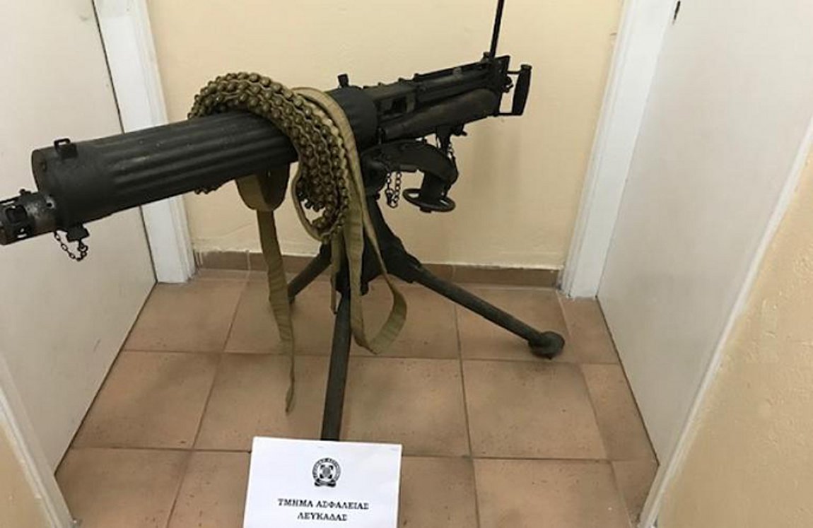 Συνελήφθη 54χρονος που είχε κάνει το σπίτι του «αποθήκη» πυρομαχικών και αρχαιοτήτων