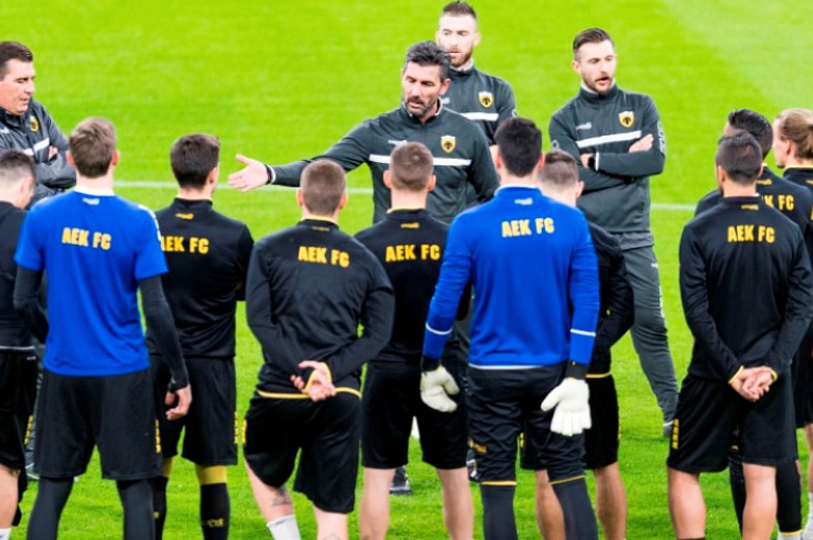 Στα Σπάτα ο Ουζουνίδης για να αποχαιρετήσει τους παίκτες της ΑΕΚ