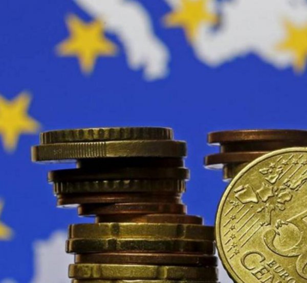 Eurostat: Στο 3,2% ο πληθωρισμός στην Ελλάδα τον Φλεβάρη
