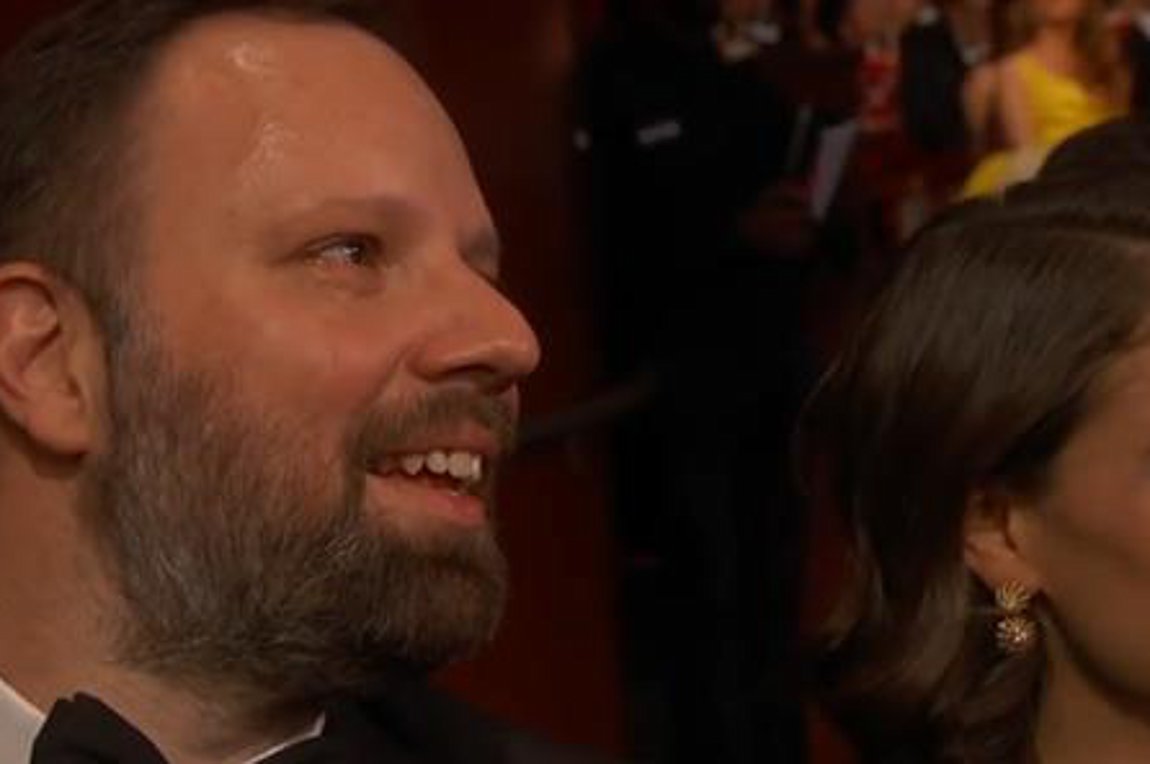 Τα δάκρυα του Γιώργου Λάνθιμου για το Όσκαρ της Ολίβια Κόλμαν