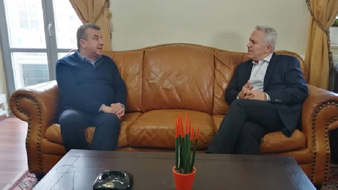 Στα Χανιά ο Αποστολάκης με φόντο τις καταστροφές από τη θεομηνία