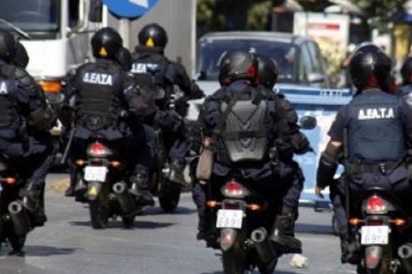 «Βολές» Γ.Γ. Ειδικών Φρουρών σε Τόσκα: Μας έκανε «ταξιτζήδες» του Ρουβίκωνα