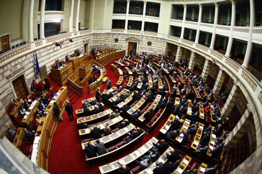 Άρση ασυλίας Λοβέρδου, Σαλμά, Φωκά αποφάσισε η Βουλή με συντριπτική πλειοψηφία