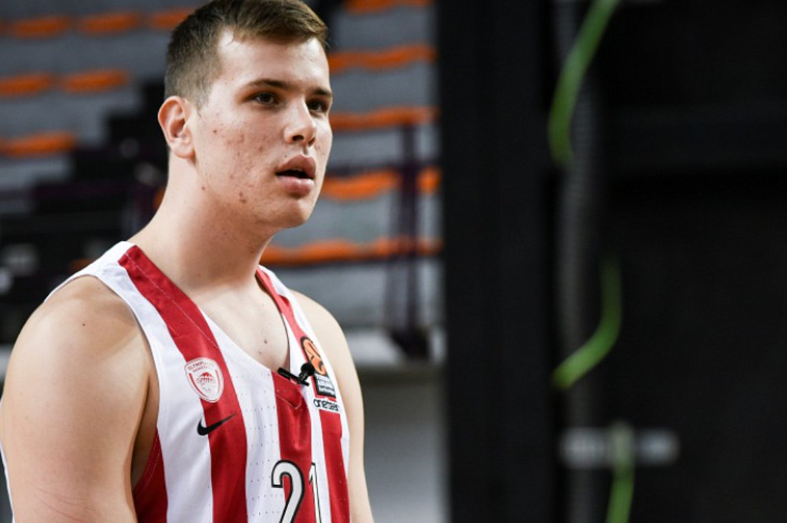 Νέος «πονοκέφαλος» για Μπλατ: Χάνει Μπάγερν ο Αγραβάνης