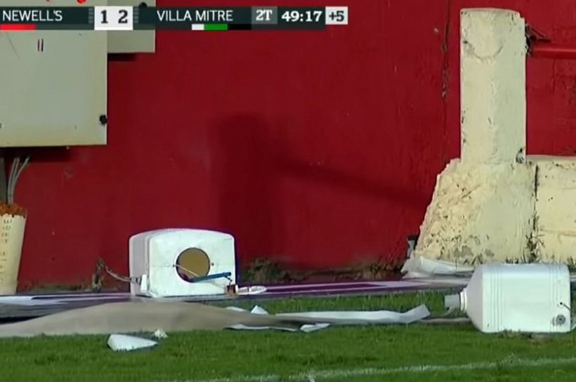 Αργεντινή: Οπαδοί της Νιούελς πέταξαν καζανάκια σε αστυνομικούς