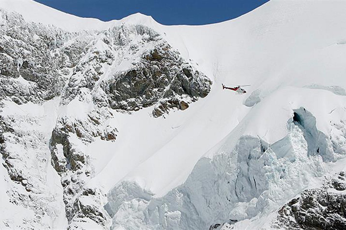 Χιονοστιβάδα σκόρπισε θάνατο και πανικό