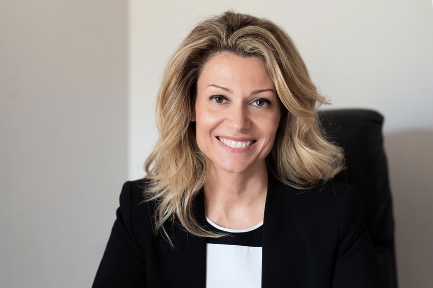 Βασιλική Λαζαράκου, Δικηγόρος, πρώην Αντιπρόεδρος της Επιτροπής Κεφαλαιαγοράς Βασιλική Λαζαράκου, Δικηγόρος, πρώην Αντιπρόεδρος της Επιτροπής Κεφαλαιαγοράς