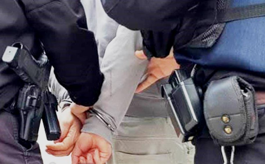 Μαρκόπουλο: Συνελήφθησαν τρεις φυγόποινοι και άλλα δύο άτομα 