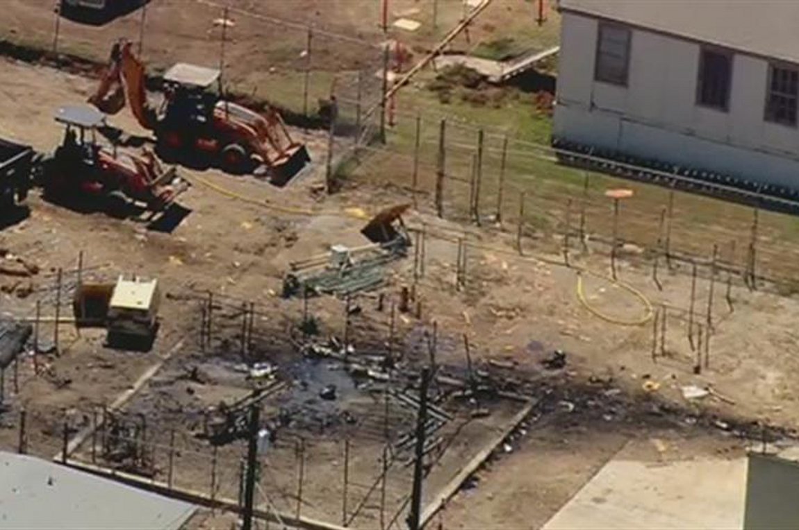 Αεροσκάφος συνετρίβη μέσα σε… φυλακή