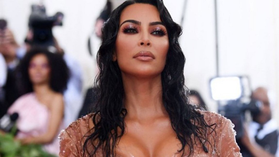 Η Κιμ Καρντάσιαν αποκάλυψε το όνομα του νεογέννητου μωρού της