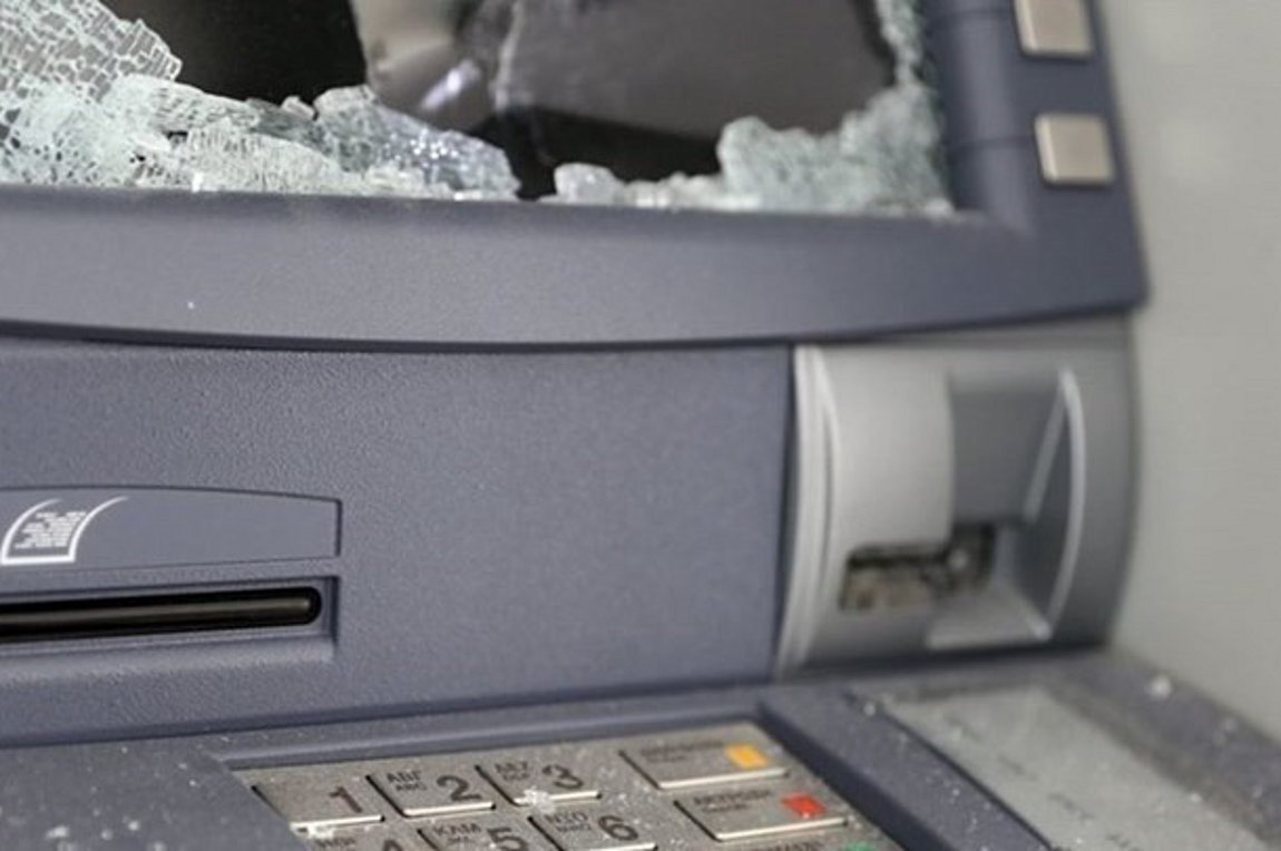 Εμπρησμός σε ΑΤΜ στην Καλαμαριά