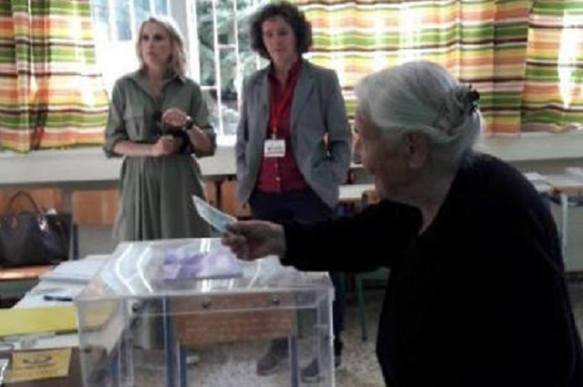 Ψηφοφόρος ετών… 103