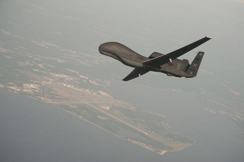 Αμερικανός αξιωματούχος: Σε διεθνή ύδατα βρίσκονται τα συντρίμμια του drone