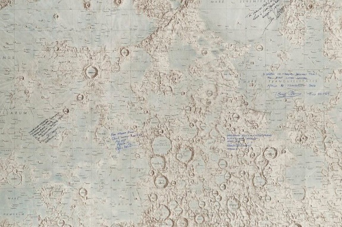 Σε δημοπρασία 200 αντικείμενα που «έφεραν το σύμπαν στη Γη»