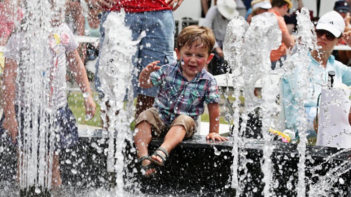 Ιατρικός Σύλλογος Αθηνών: Πώς να προστατευτείτε από τον καύσωνα