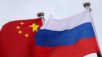 Ρωσία-Κίνα συμφώνησαν να συνεχίσουν να επεκτείνουν τη στρατιωτική συνεργασία τους