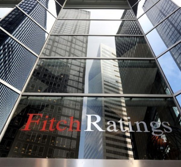 Fitch: Επιβεβαίωσε το αξιόχρεο της Ελλάδας στην επενδυτική βαθμίδα ΒΒΒ-