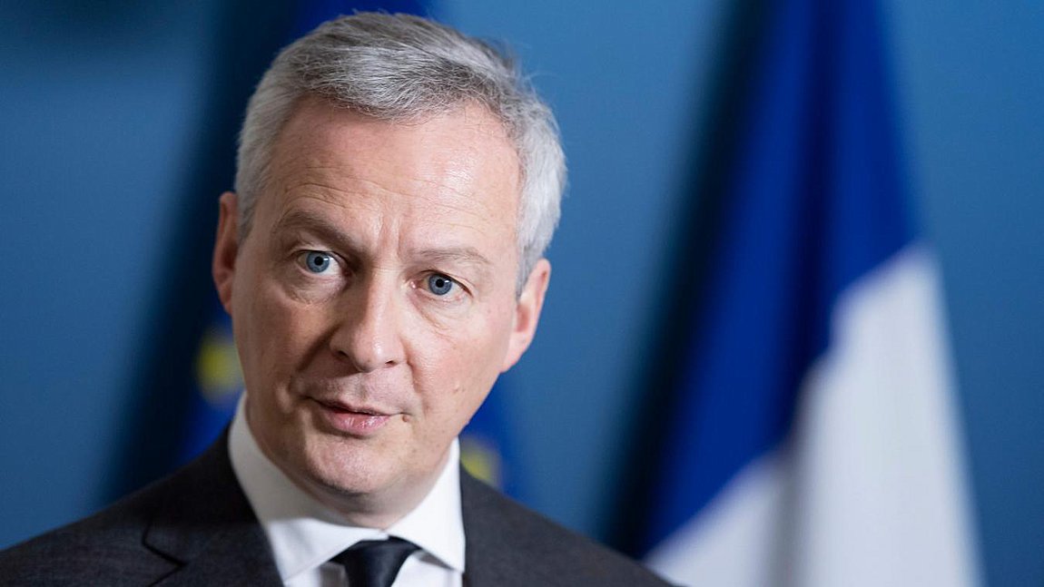 Λε Mερ: Φτάσαμε σε επίπεδο εγρήγορσης για τα δημόσια οικονομικά