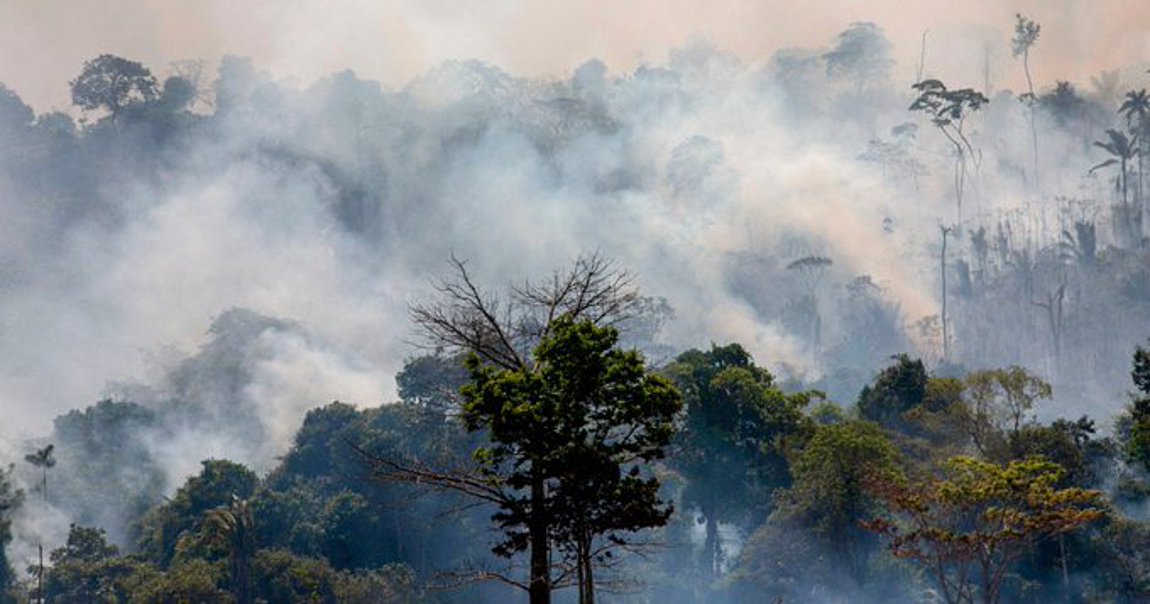Δίχως τέλος ο πύρινος εφιάλτης στον Αμαζόνιο – Χιλιάδες νέες εστίες