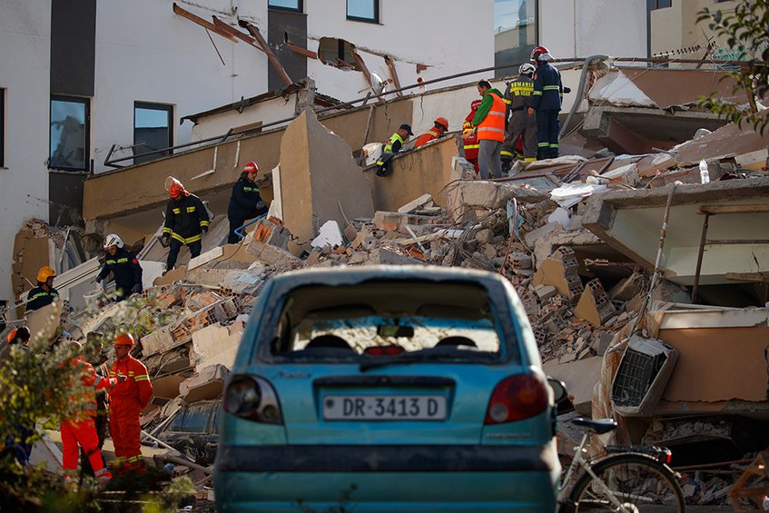 Σεισμός στην Αλβανία: Αυξάνεται ο αριθμός των νεκρών - Αγωνία για τους εγκλωβισμένους