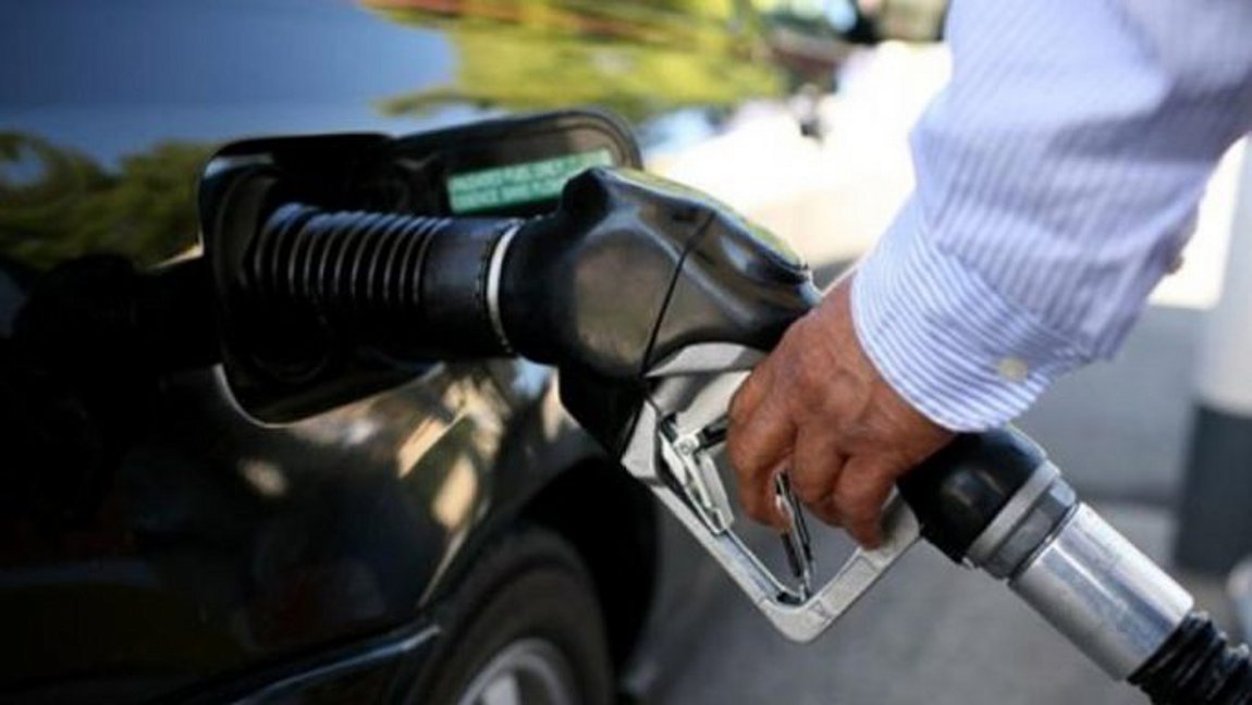 «Καίνε» τα καύσιμα – Μέτρα ζητούν οι καταναλωτές – BINTEO