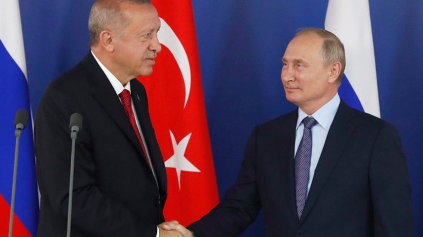 «Δεν χάνουμε την ελπίδα», λέει ο Πούτιν - Ερντογάν καλεί τον Χάφταρ να βάλει τέλος στην επιθετική στάση