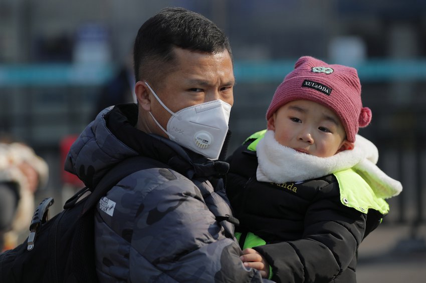 Νέος κοροναϊός: Η κατάσταση παραμένει σοβαρή, δηλώνει αξιωματούχος της κινεζικής επαρχίας Χουμπέι, ενώ κάνει έκκληση για μάσκες και προστατευτικές φόρμες